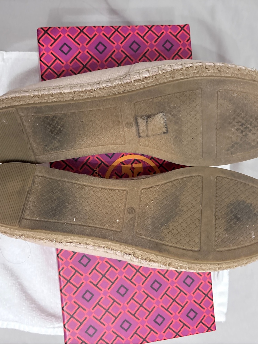 Tory Burch Blush Pink Espadrille Flats with Ivory Logo - Picture 6 of 6